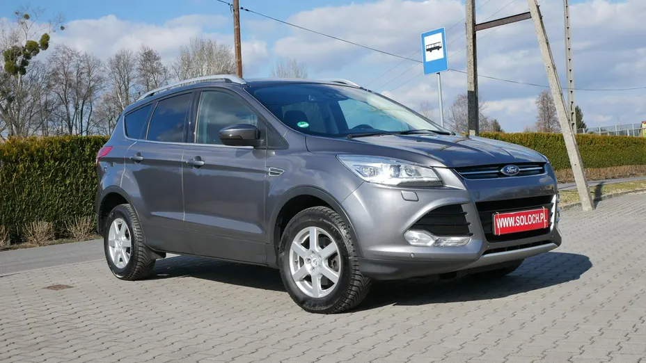 FORD Kuga -