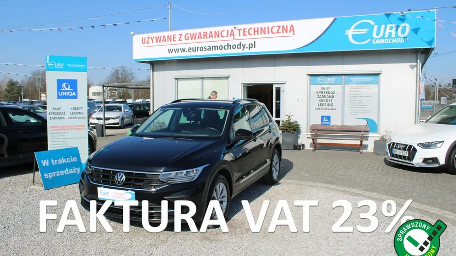 VOLKSWAGEN Tiguan -