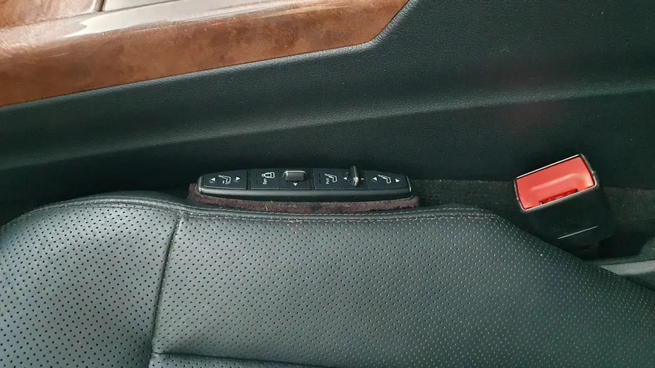 MERCEDES-BENZ E Klasa -