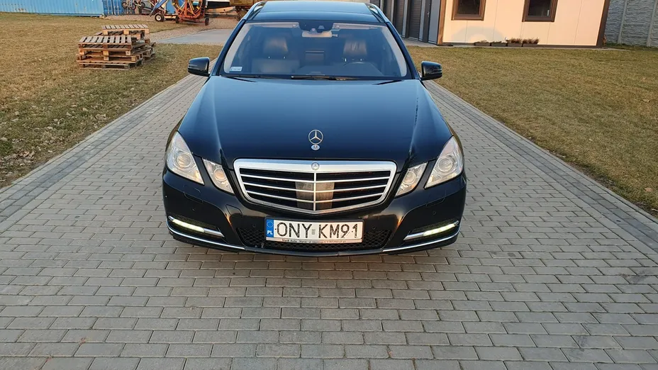 MERCEDES-BENZ E Klasa -