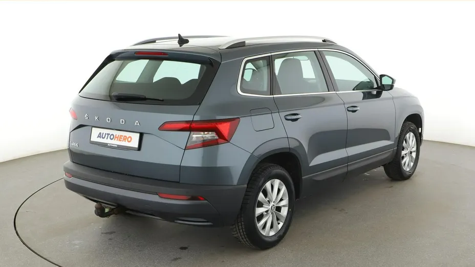 SKODA Karoq -