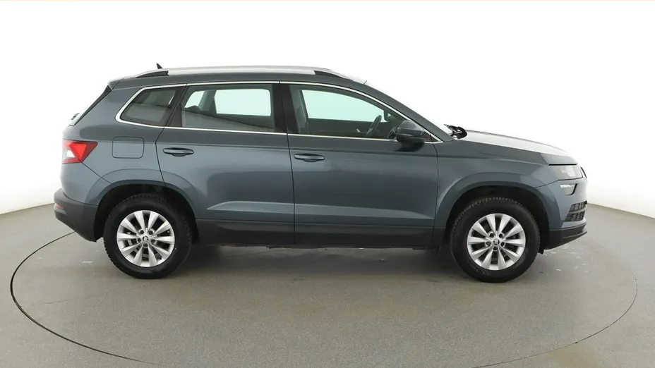 SKODA Karoq -