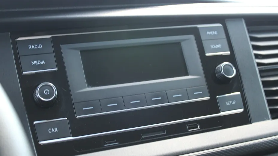 VOLKSWAGEN Transporter -