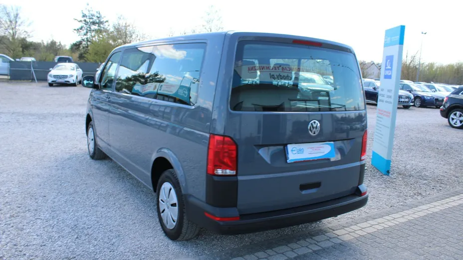 VOLKSWAGEN Transporter -