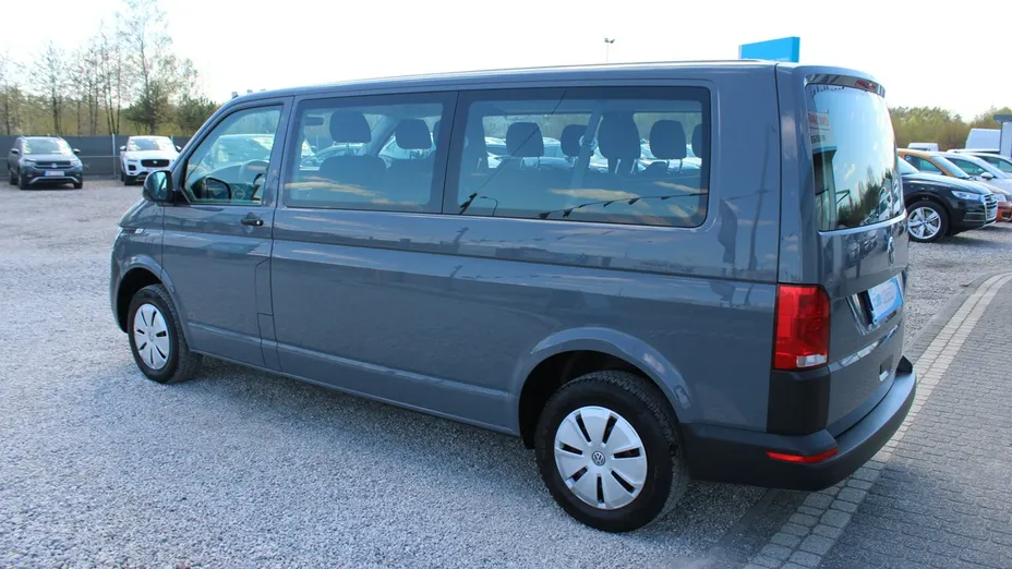 VOLKSWAGEN Transporter -