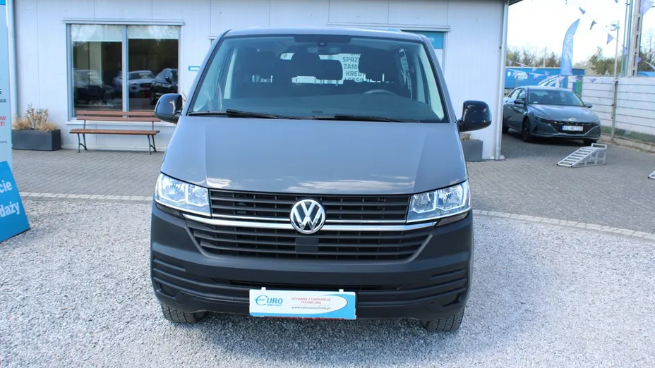 VOLKSWAGEN Transporter -