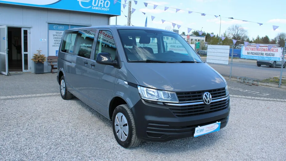 VOLKSWAGEN Transporter -