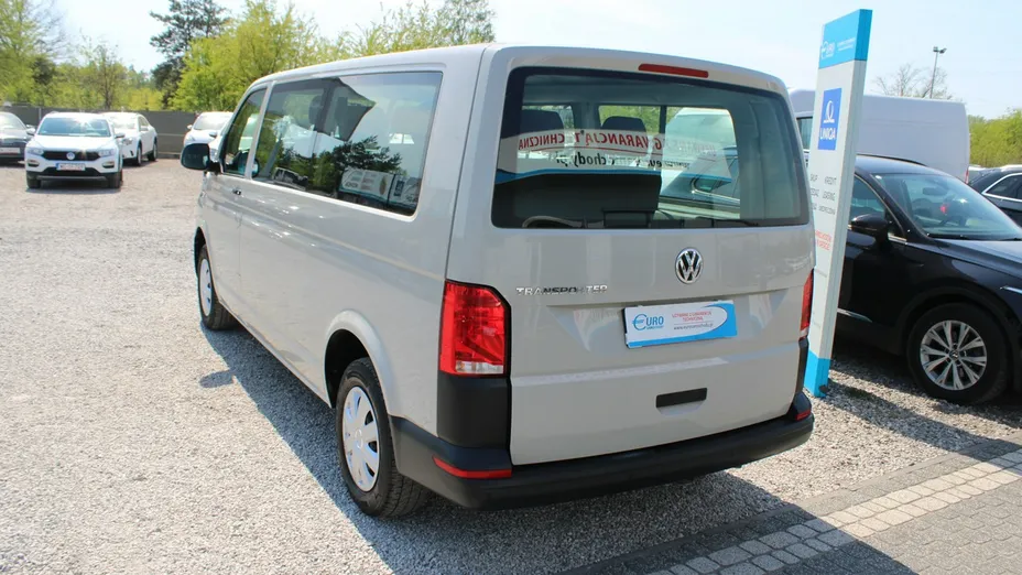 VOLKSWAGEN Transporter -