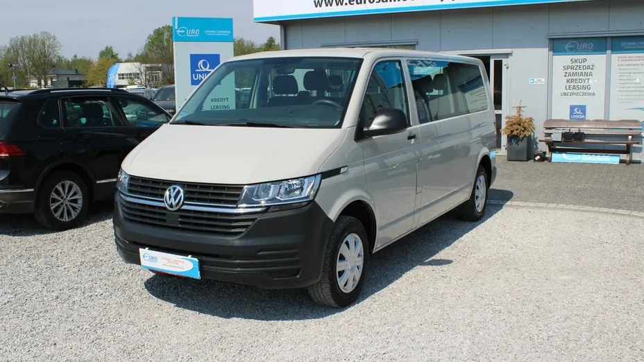 VOLKSWAGEN Transporter -