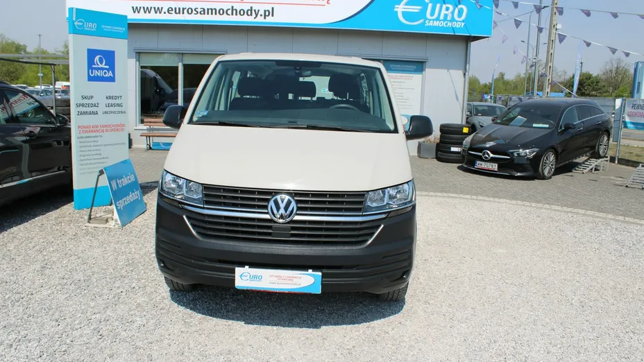 VOLKSWAGEN Transporter -