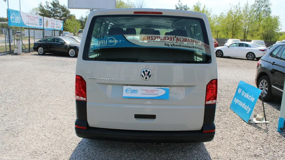 VOLKSWAGEN Transporter -