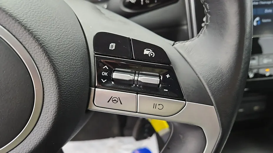 HYUNDAI Tucson -