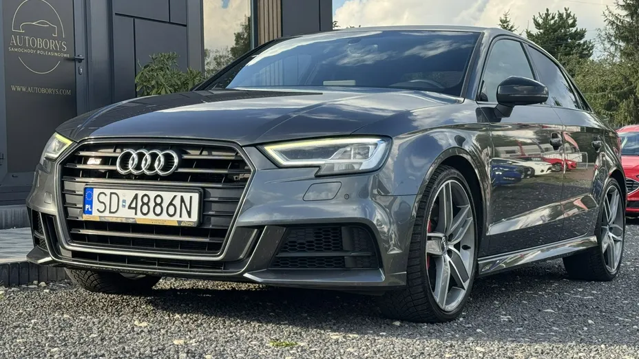AUDI S3 Limousine -