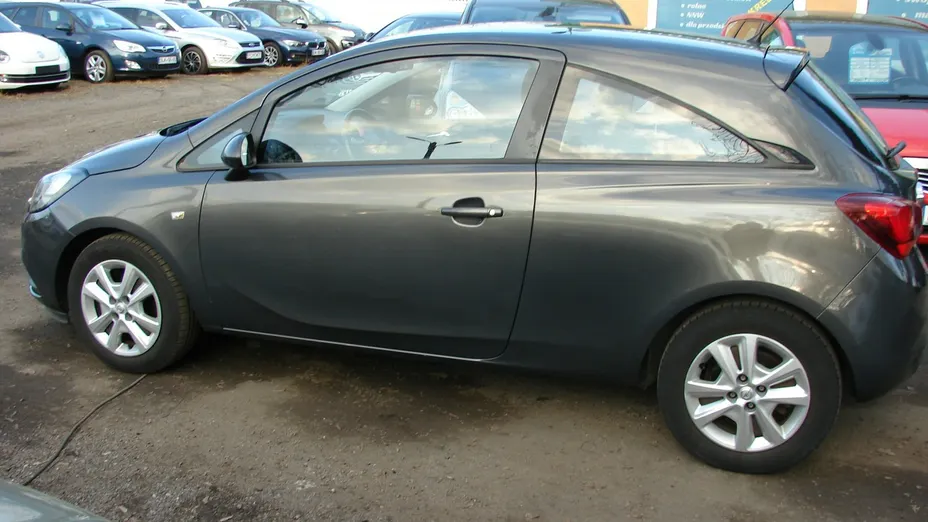 OPEL Corsa -