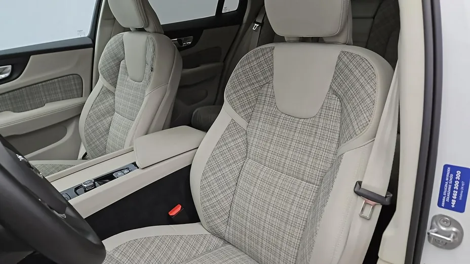 VOLVO V60 -