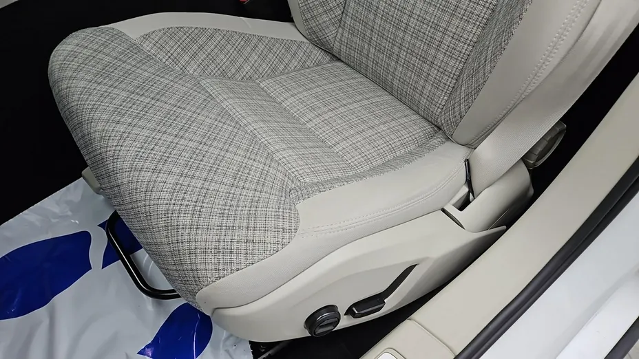 VOLVO V60 -