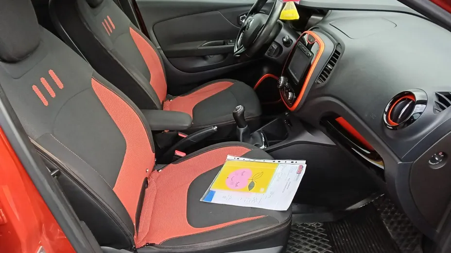 RENAULT Captur -