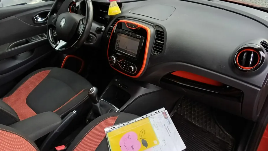 RENAULT Captur -
