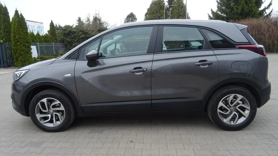 OPEL Crossland X -