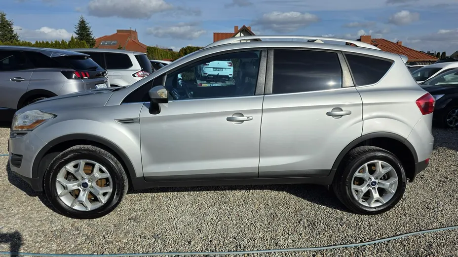 FORD Kuga -