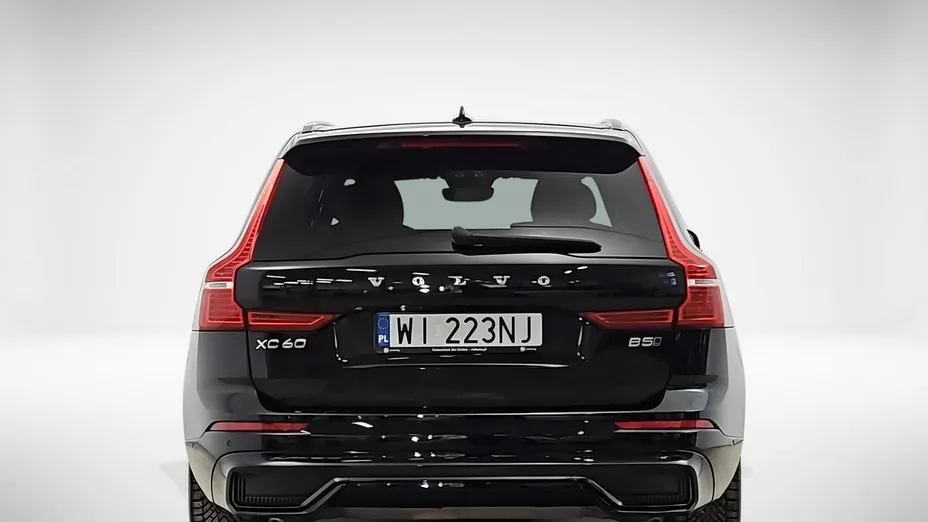 VOLVO XC60 -