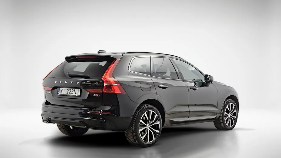 VOLVO XC60 -
