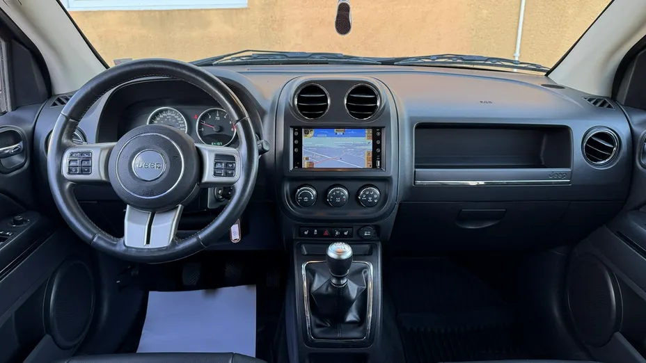 JEEP Compass -