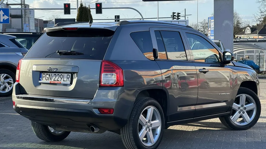 JEEP Compass -