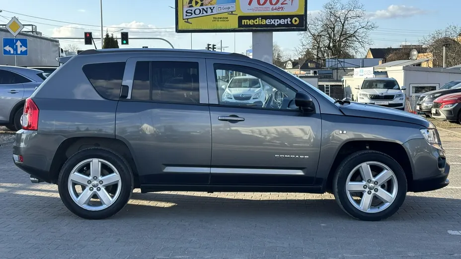 JEEP Compass -