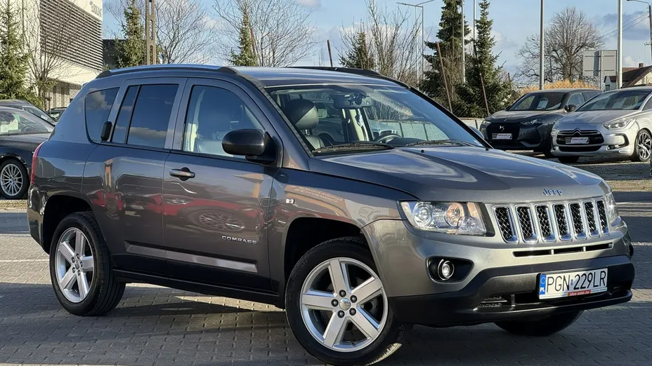 JEEP Compass -