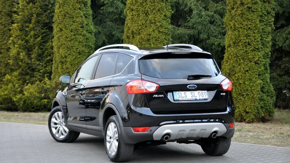 FORD Kuga -