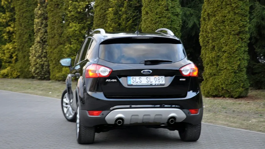 FORD Kuga -