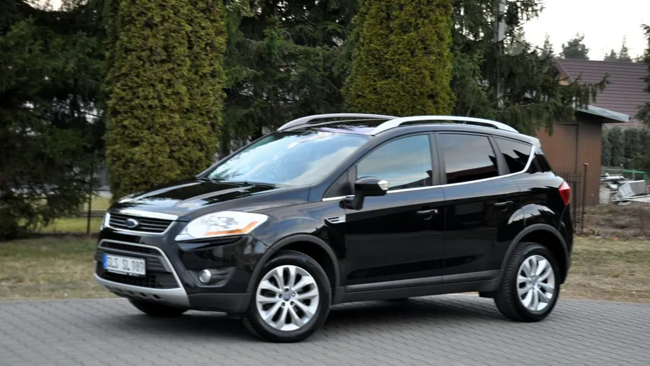 FORD Kuga -