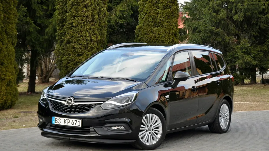 OPEL Zafira -