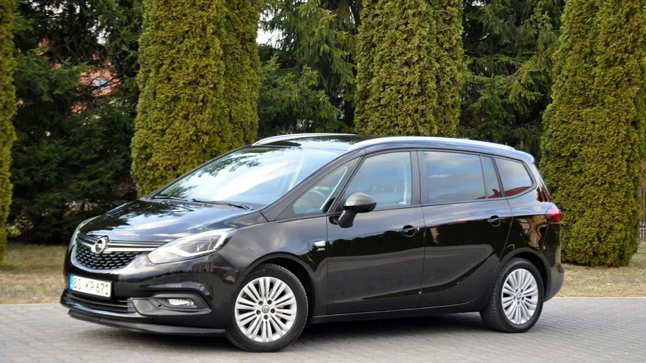OPEL Zafira -