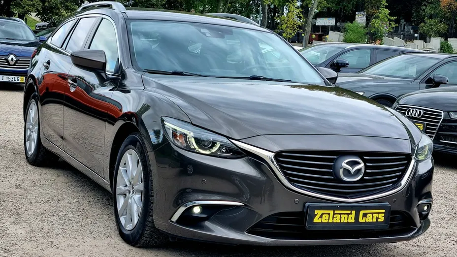 MAZDA 6 -