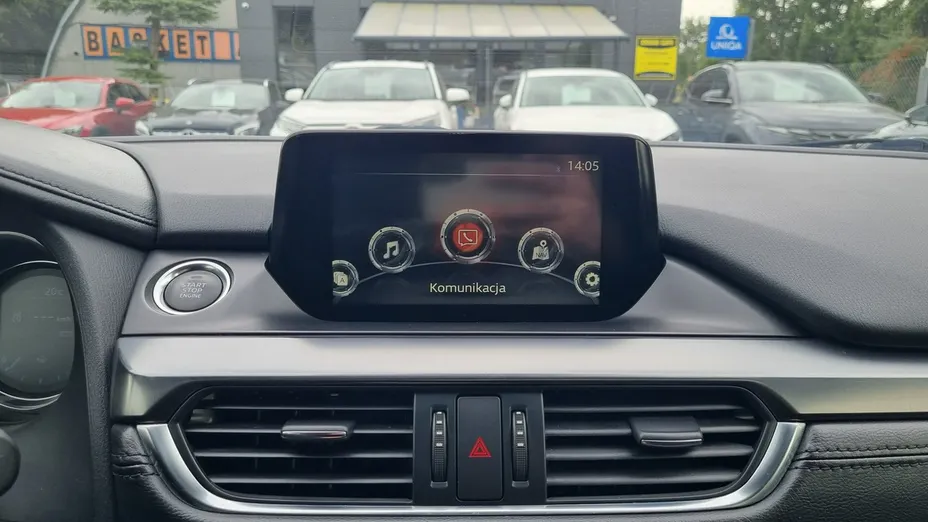 MAZDA 6 -