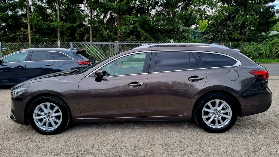 MAZDA 6 -