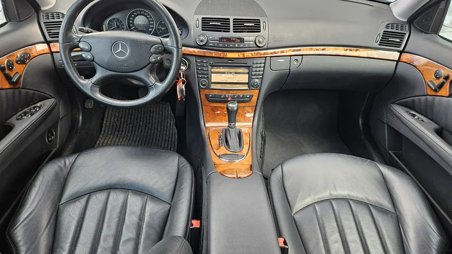 MERCEDES-BENZ E Klasa -