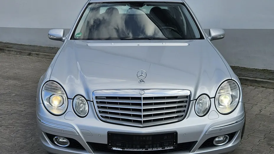 MERCEDES-BENZ E Klasa -