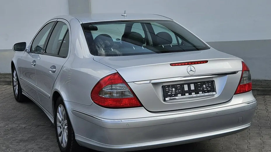 MERCEDES-BENZ E Klasa -