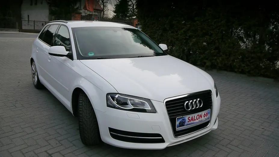 AUDI A3 -
