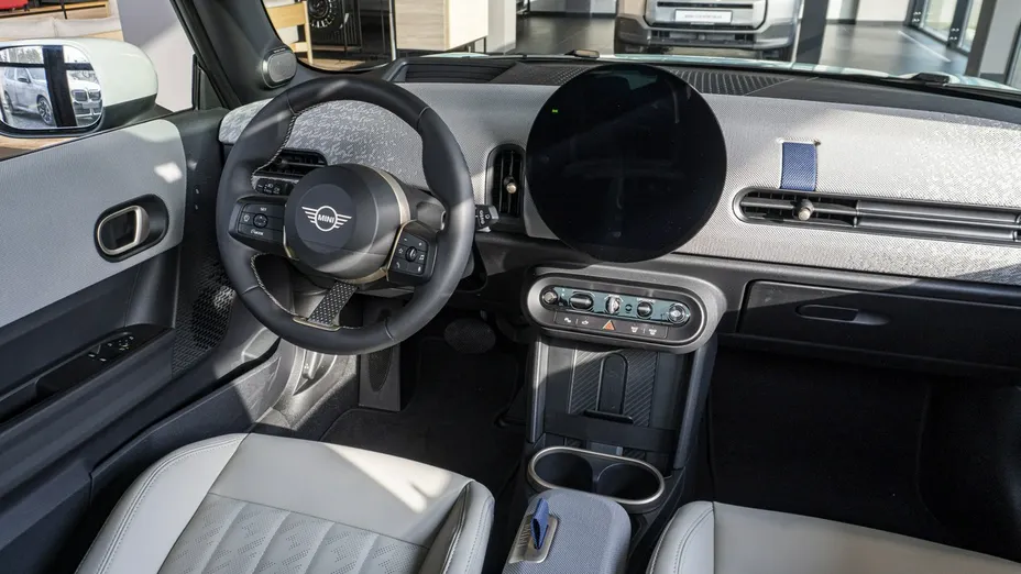 MINI Cooper -