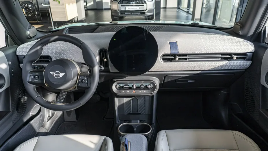MINI Cooper -