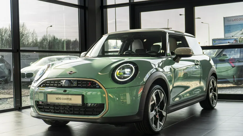 MINI Cooper -