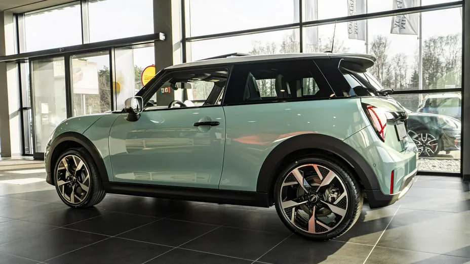 MINI Cooper -