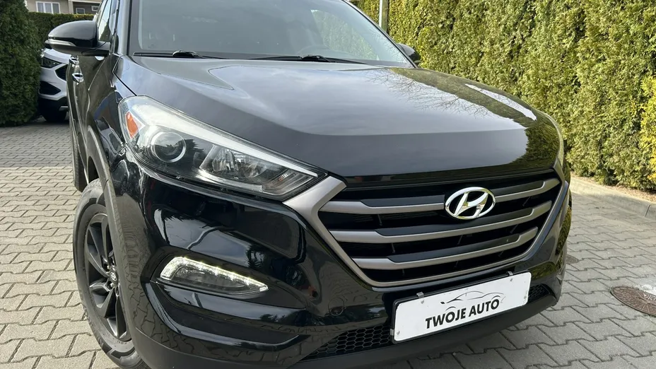 HYUNDAI Tucson -