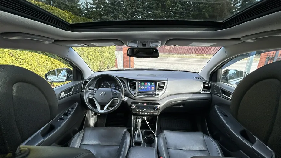 HYUNDAI Tucson -