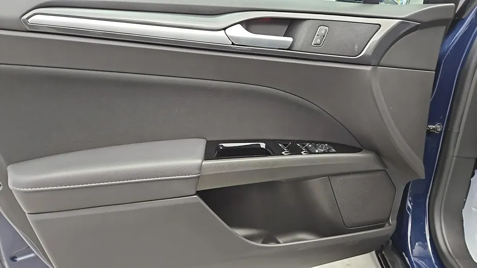 FORD Mondeo -