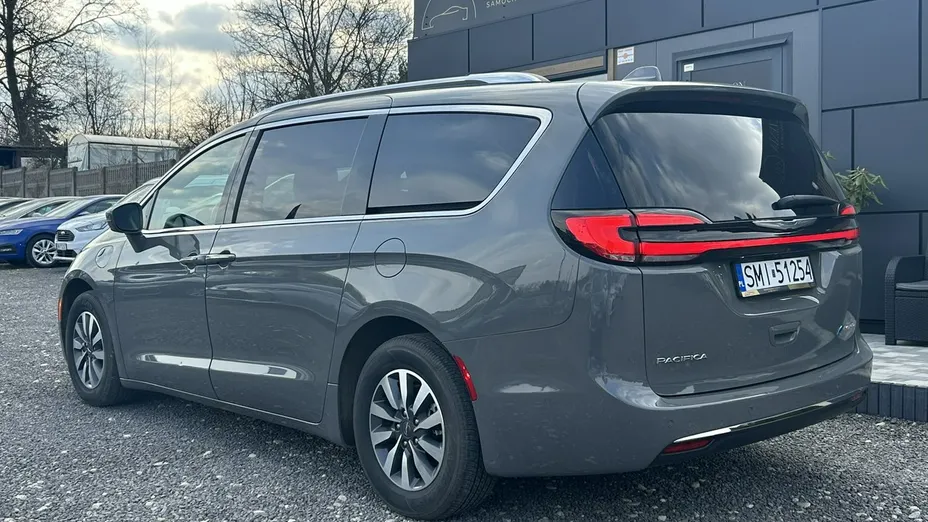 CHRYSLER Pacifica -